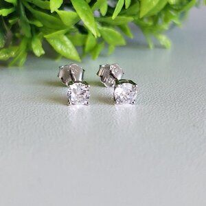 925 Sterling Silver CZ Stud Earrings